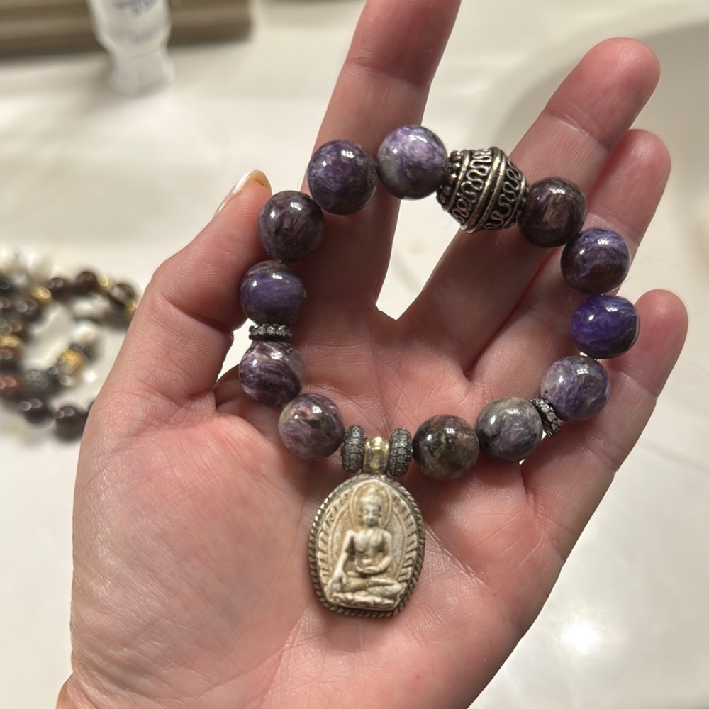 Charoite Beaded Bracelet with Buddha Pendant
